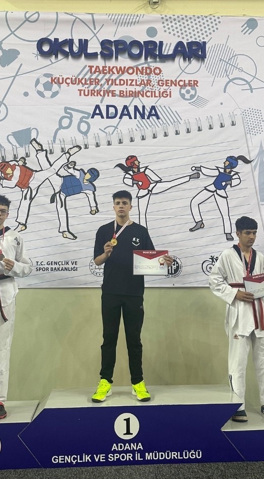 Aydınlı sporcudan T&uuml;rkiye derecesi
