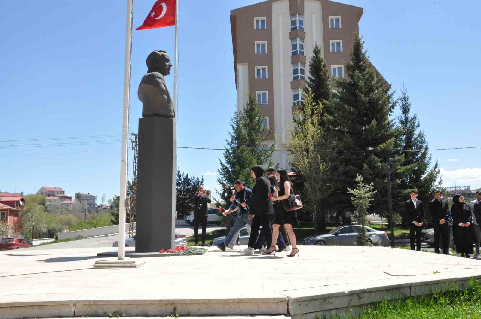 Kars’ta Haydar Aliyev’in 102. doğum günü kutlandı