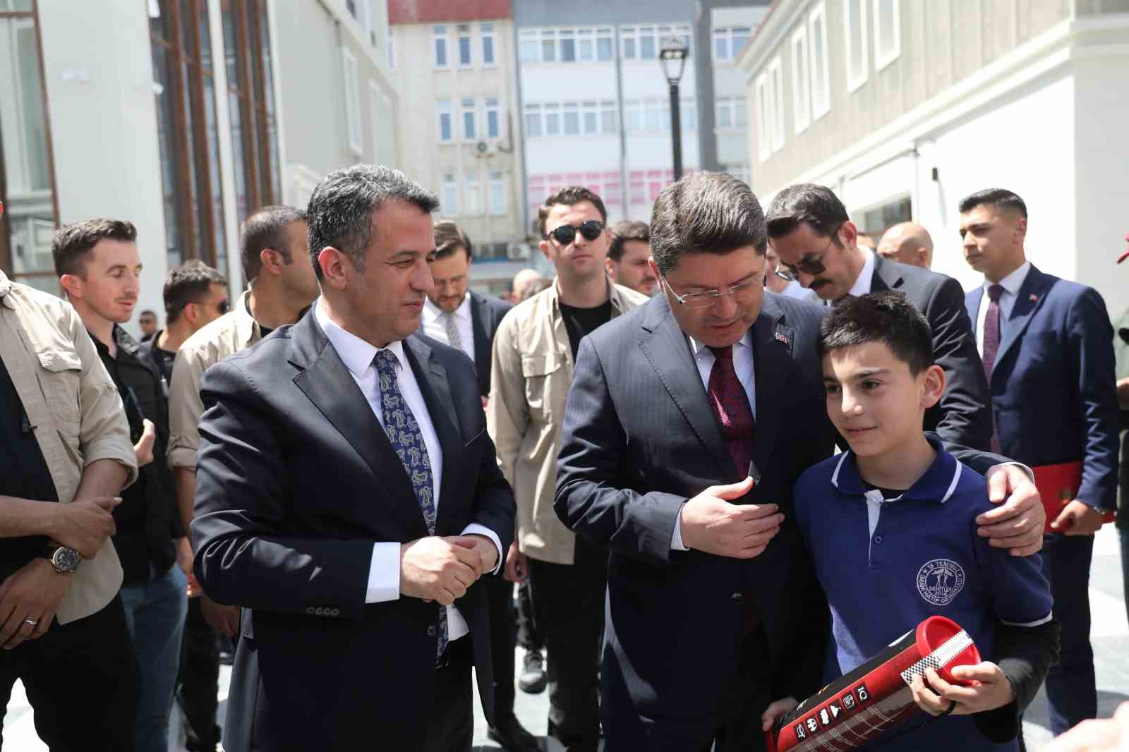 Adalet Bakanı Tunç Samsun’da