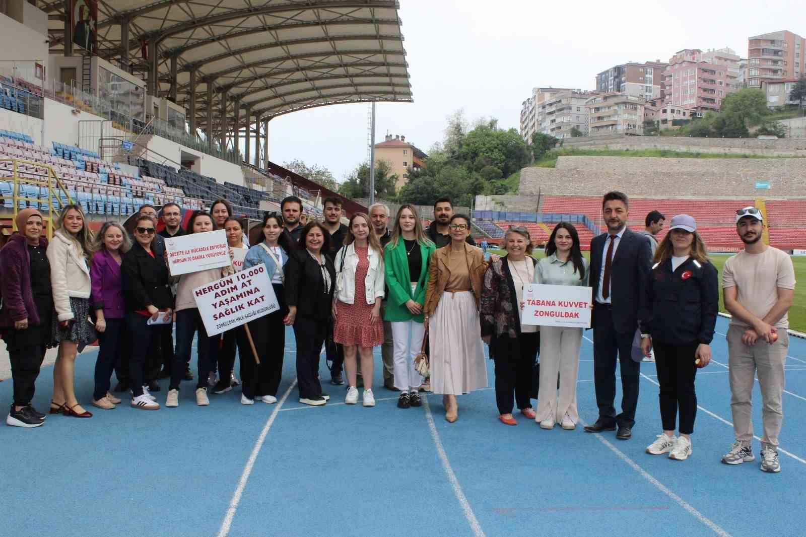 Zonguldak’ta "Sağlıklı ve hareketli yaşama merhaba" yürüyüşü düzenlendi