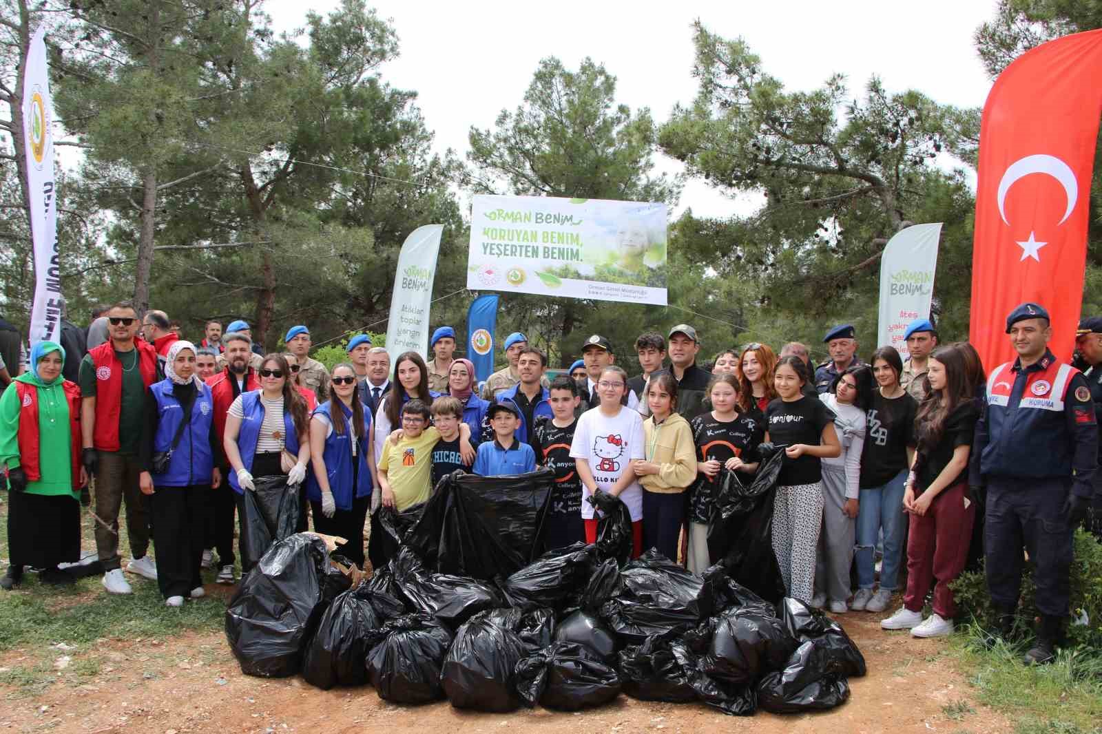 Uşak&rsquo;ta &rsquo;Orman Benim&rsquo; etkinliği d&uuml;zenlendi
