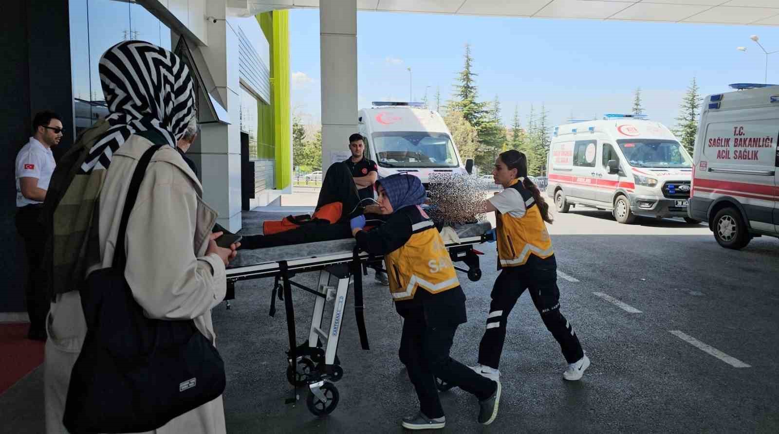 Av tüfeğiyle kendini vuran şahıs ağır yaralandı