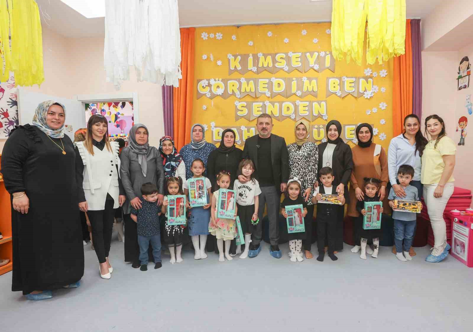 Plevne Anne &Ccedil;ocuk Oyun Evi&rsquo;nden Anneler G&uuml;n&uuml; etkinliği
