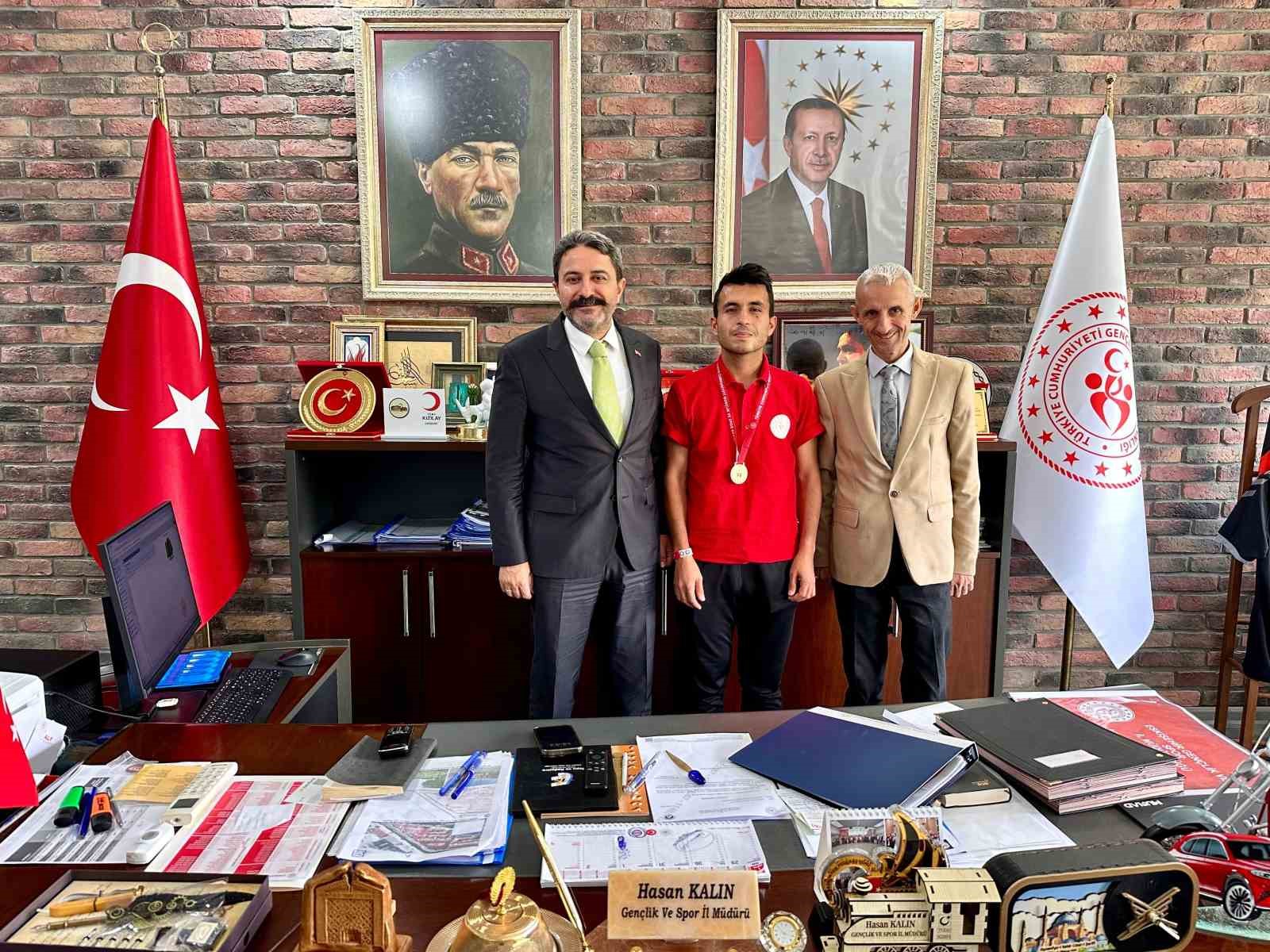 Eskişehir’den şampiyonluk yükseldi