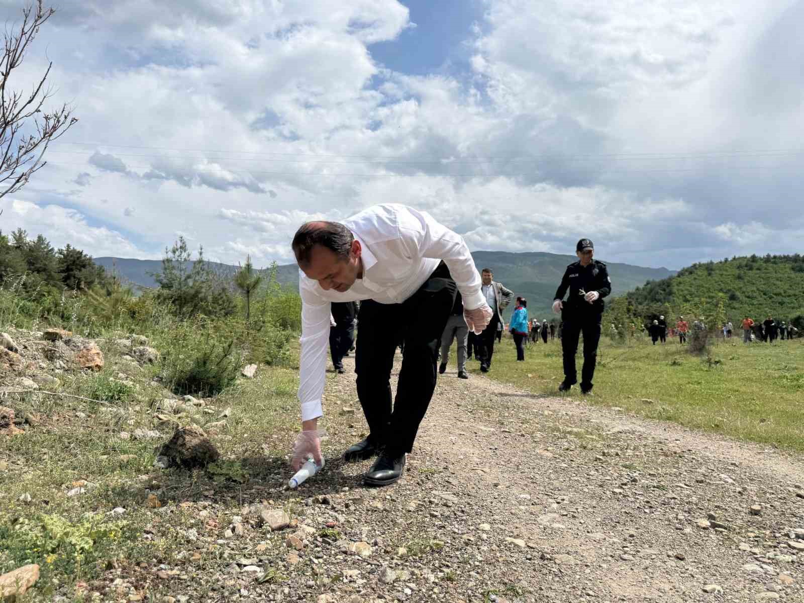 Hanönü’nde "Orman Benim" etkinliğiyle çevre temizliği yapıldı