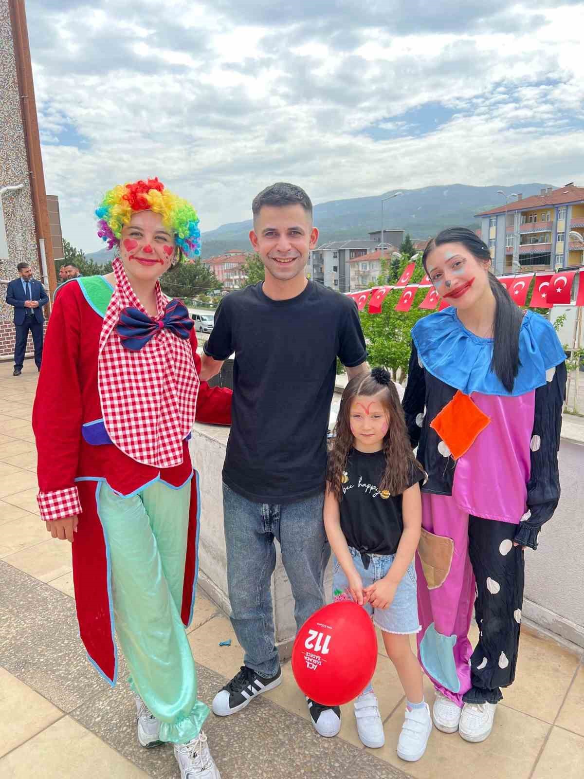 Özel bireyler ve Kur’an kursu öğrencileri gönüllerince eğlendi
