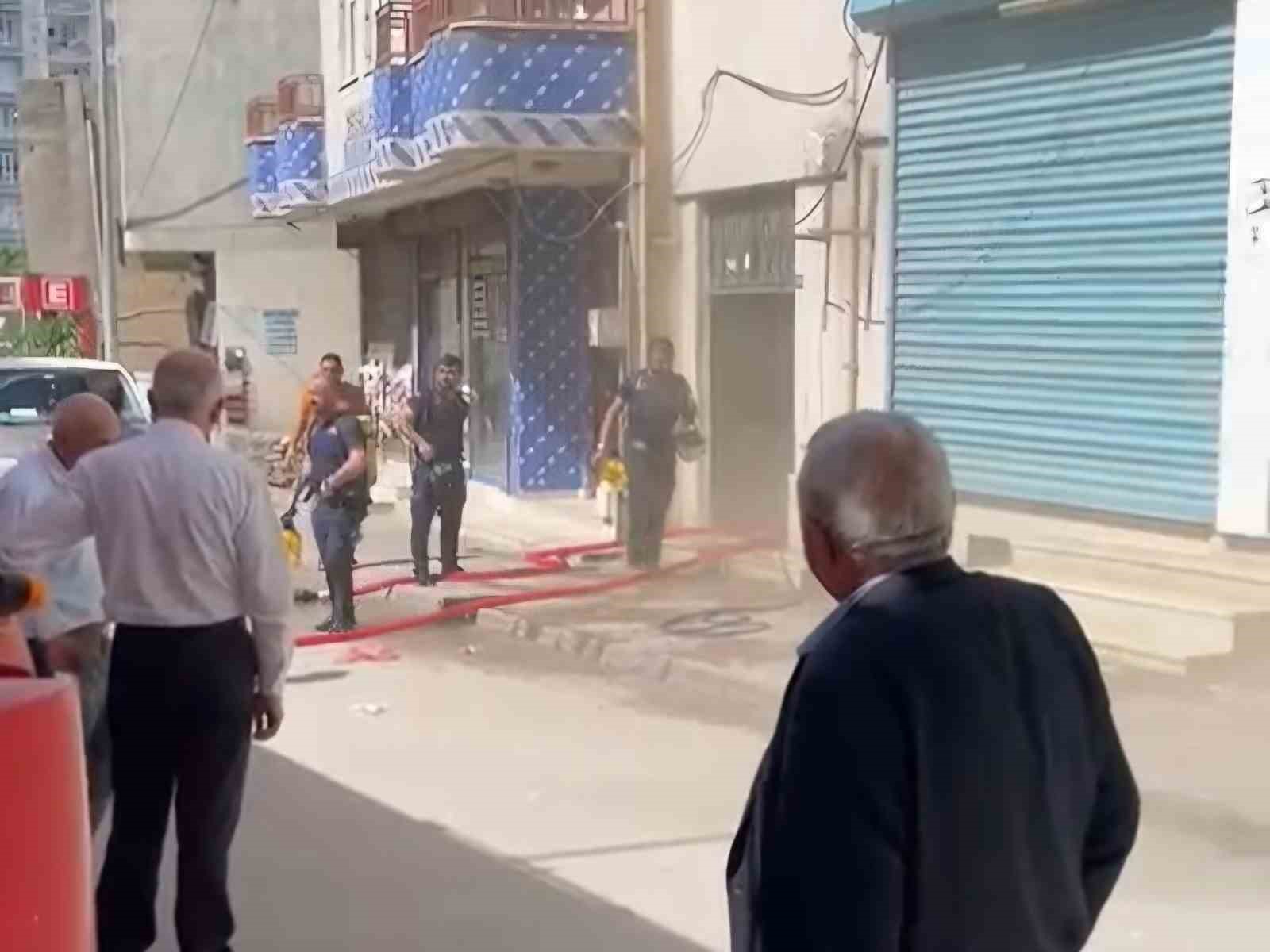 Siirt’te bodrum katta çıkan yangın söndürüldü