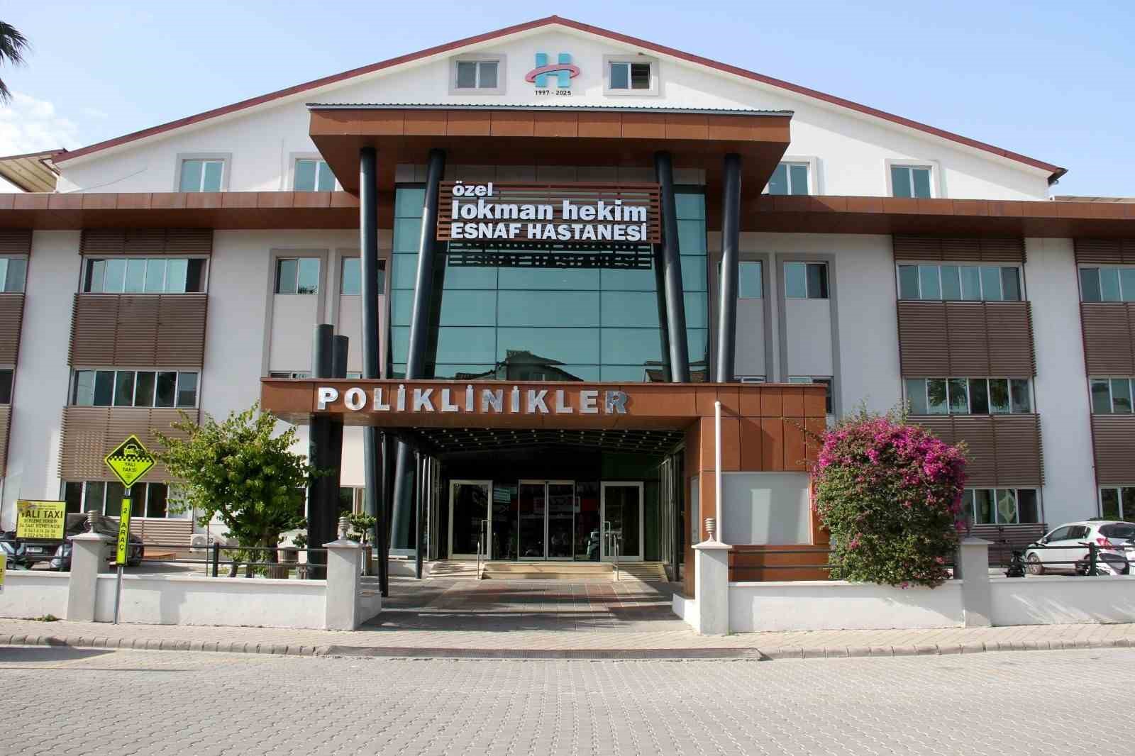 Yabancı turist Esnaf Hastanesi’nde sağlığına kavuştu