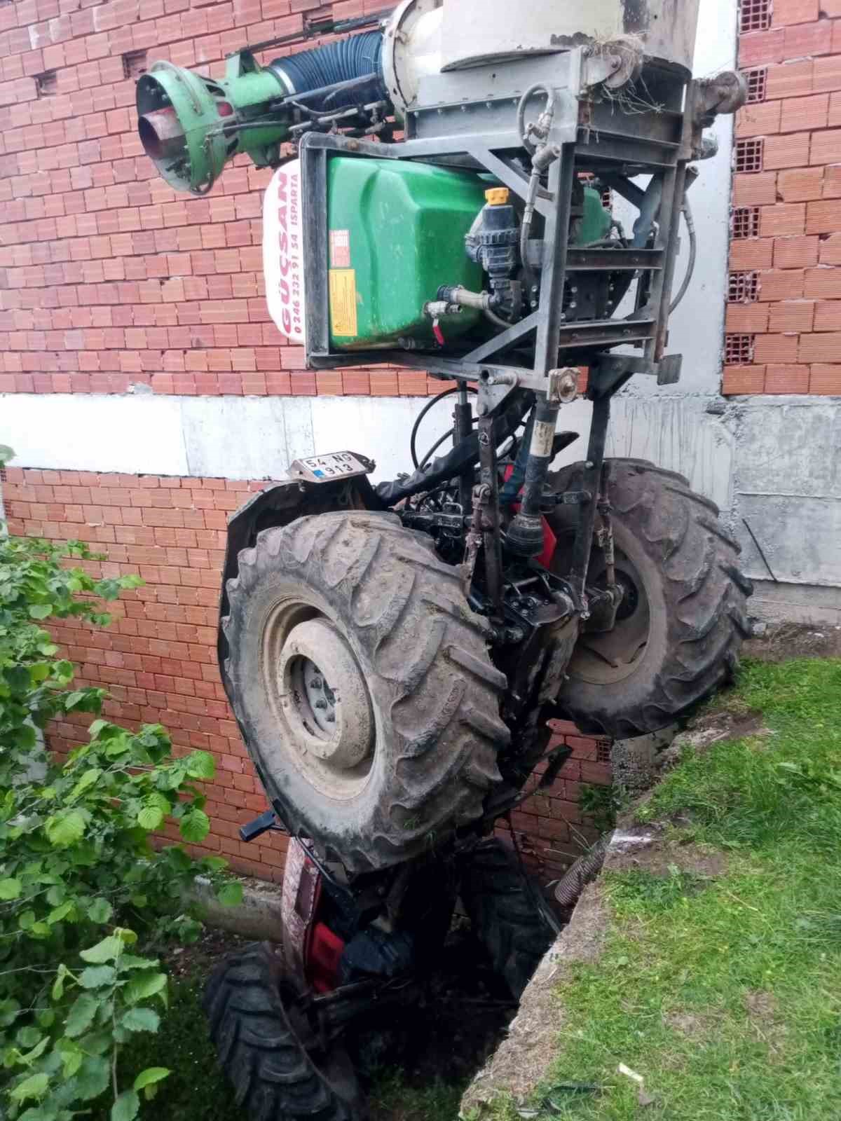 Kullanmaya çalıştığı traktörün altında kalan 13 yaşındaki kız çocuğu hayatını kaybetti