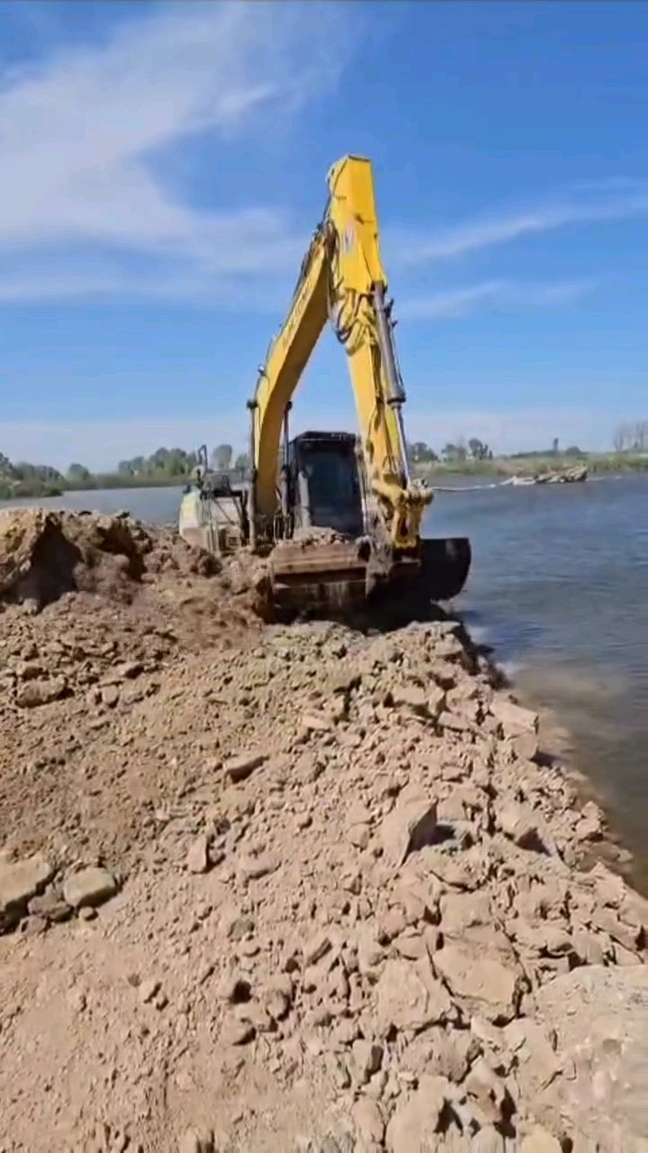 Meriç Nehri’ne deniz suyu karışmaması için set çekildi

