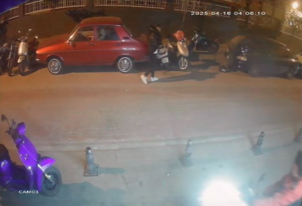 Bayrampaşa&rsquo;da kendisini oğlu olarak tanıtıp 400 bin TL dolandıran ş&uuml;pheli yakalandı
