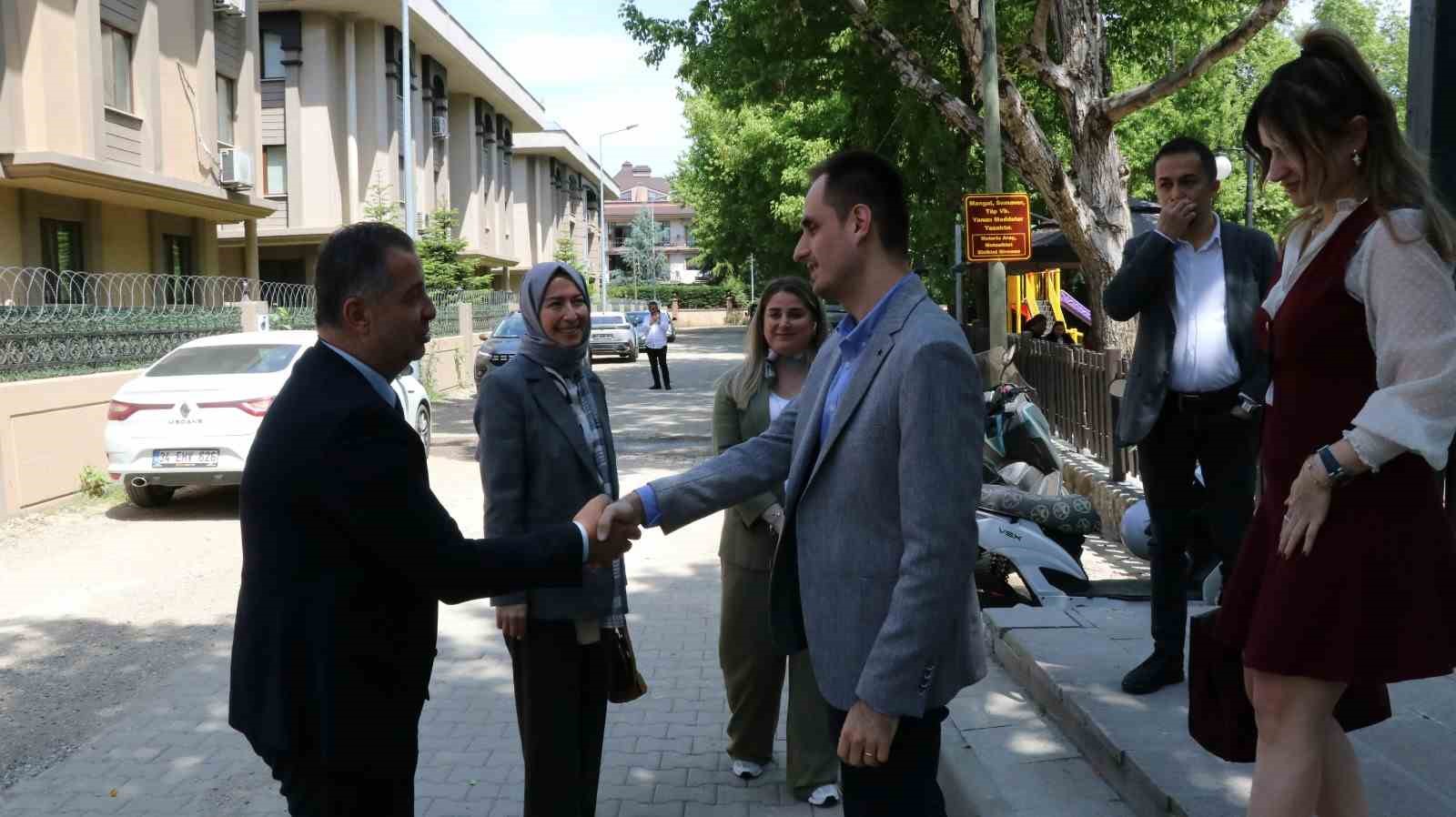 İstihdam için güç birliği