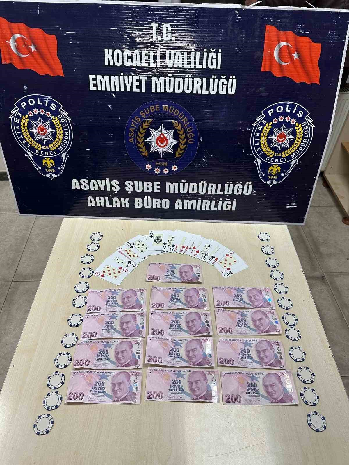 Kumar oynayanlara ceza kesildi