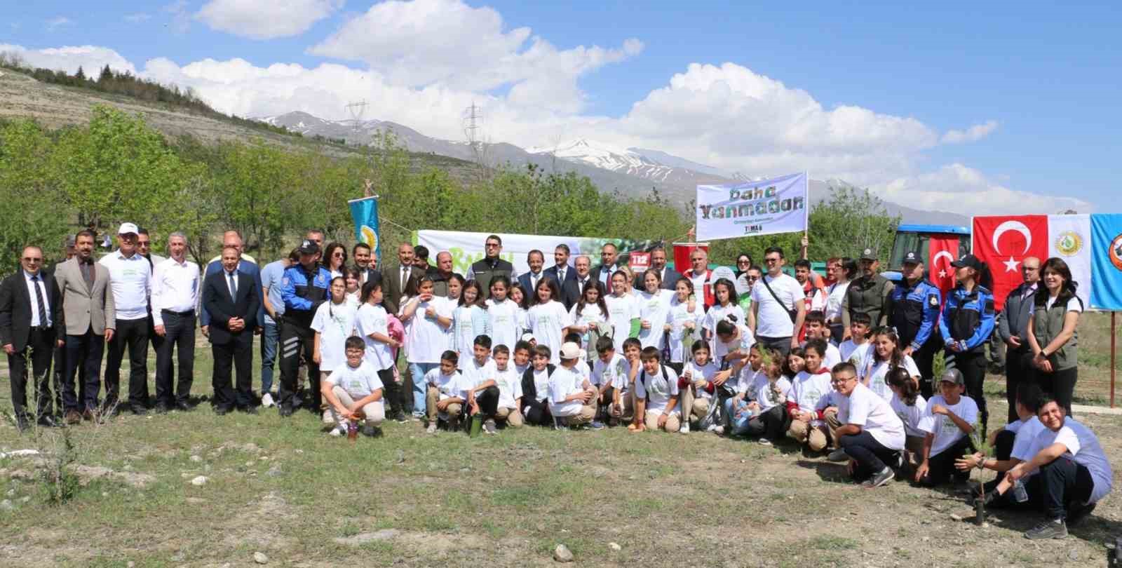 "Orman Benim" projesi kapsamında çevre temizliği yapıldı