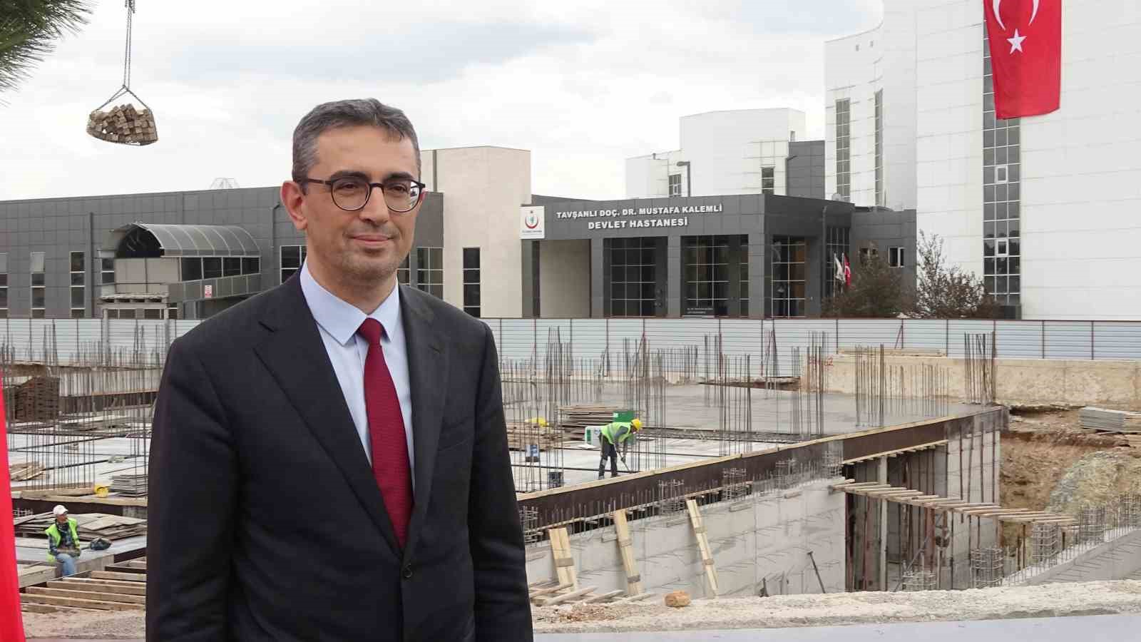 Tavşanlı Doç. Dr. Mustafa Kalemli Devlet Hastanesi ek hizmet binasının temeli atıldı