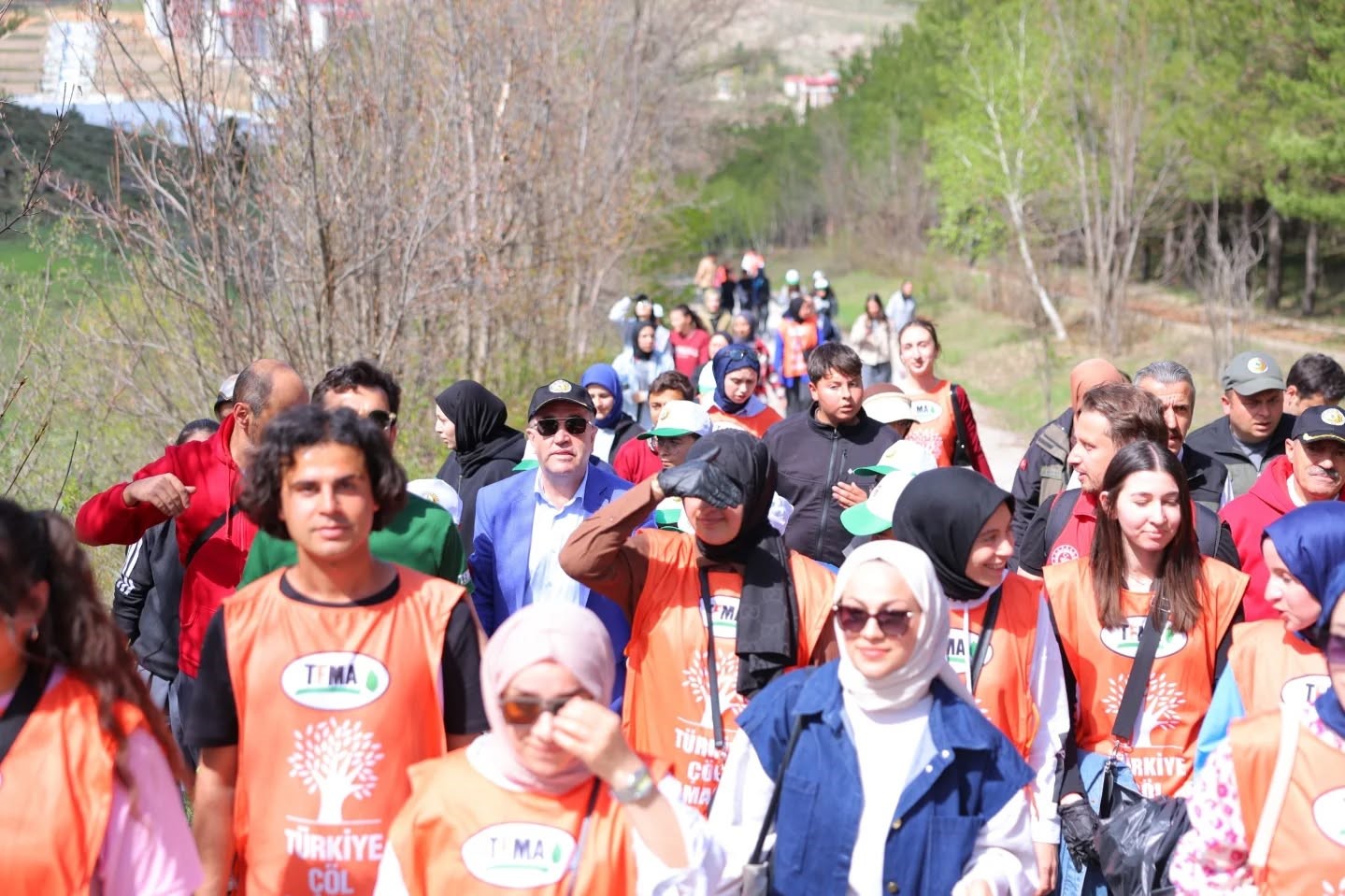 Bayburt&rsquo;ta &lsquo;Orman Benim&rsquo; kampanyasına destek ama&ccedil;lı &ccedil;evre temizliği yapıldı
