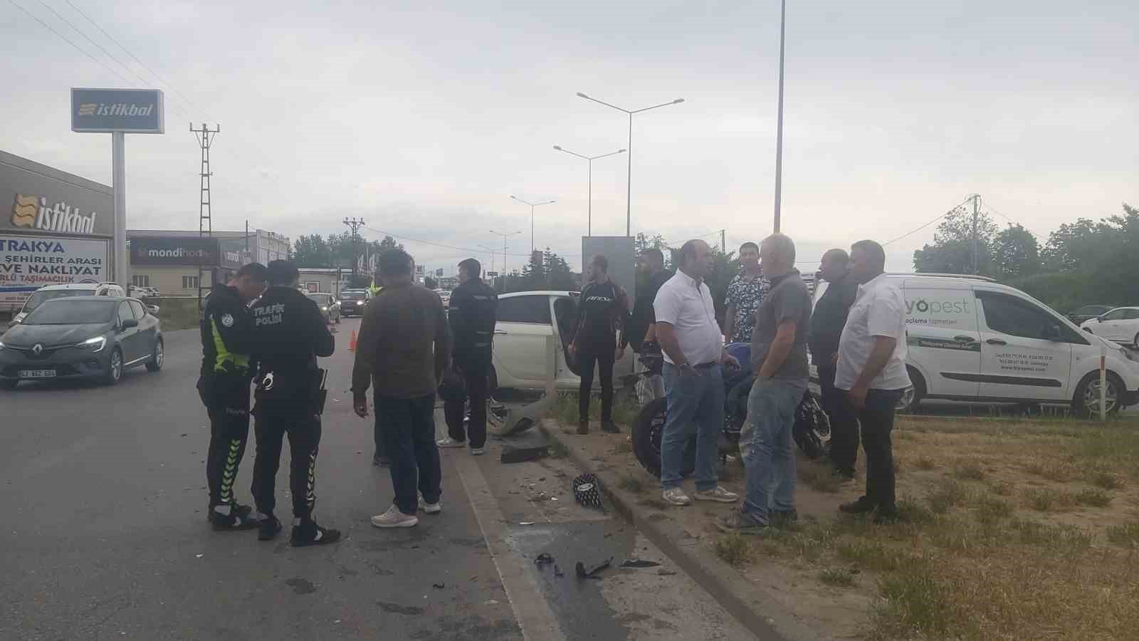 Kırklareli’nde otomobil ile motosiklet çarpıştı: 1 yaralı