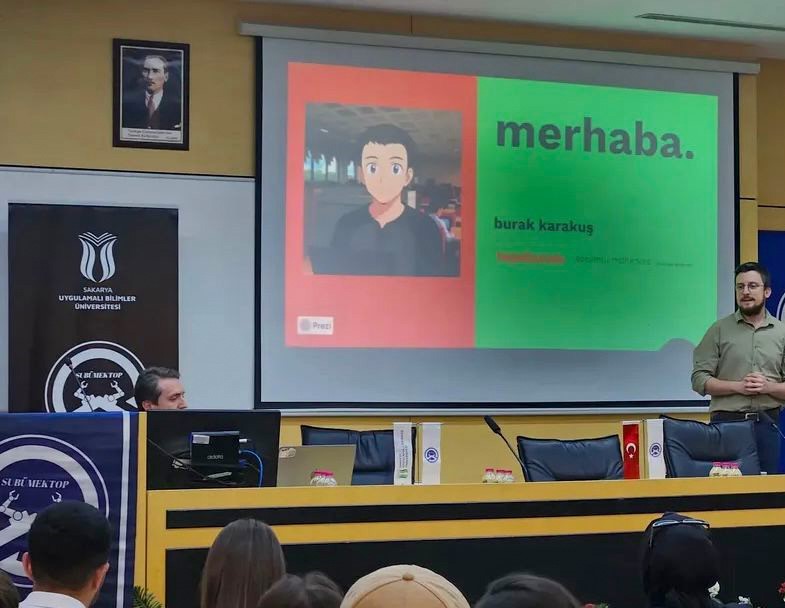 Teknoloji Zirvesi’nde SUBÜ öğrencileriyle buluştular