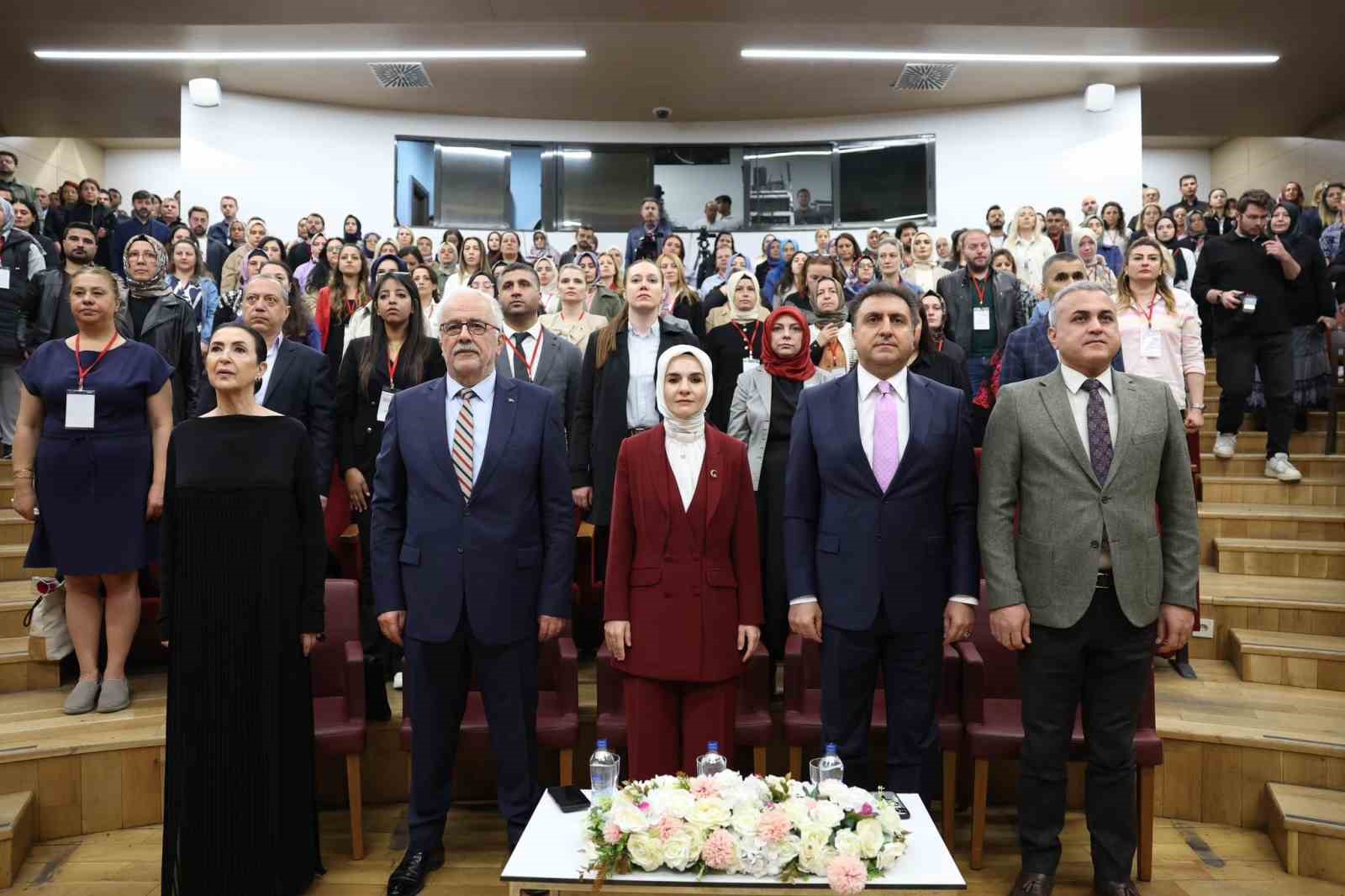 Bakan Göktaş: "Aile ve çocuklara yönelik danışmanlık hizmetlerimizi yaygınlaştırıyoruz"
