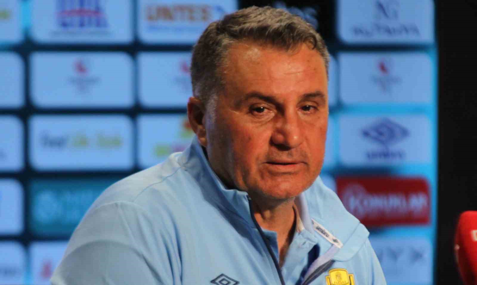 Mustafa Kaplan: "Ankaragücü büyük bir camia düştüğü yerden kalkabilir"
