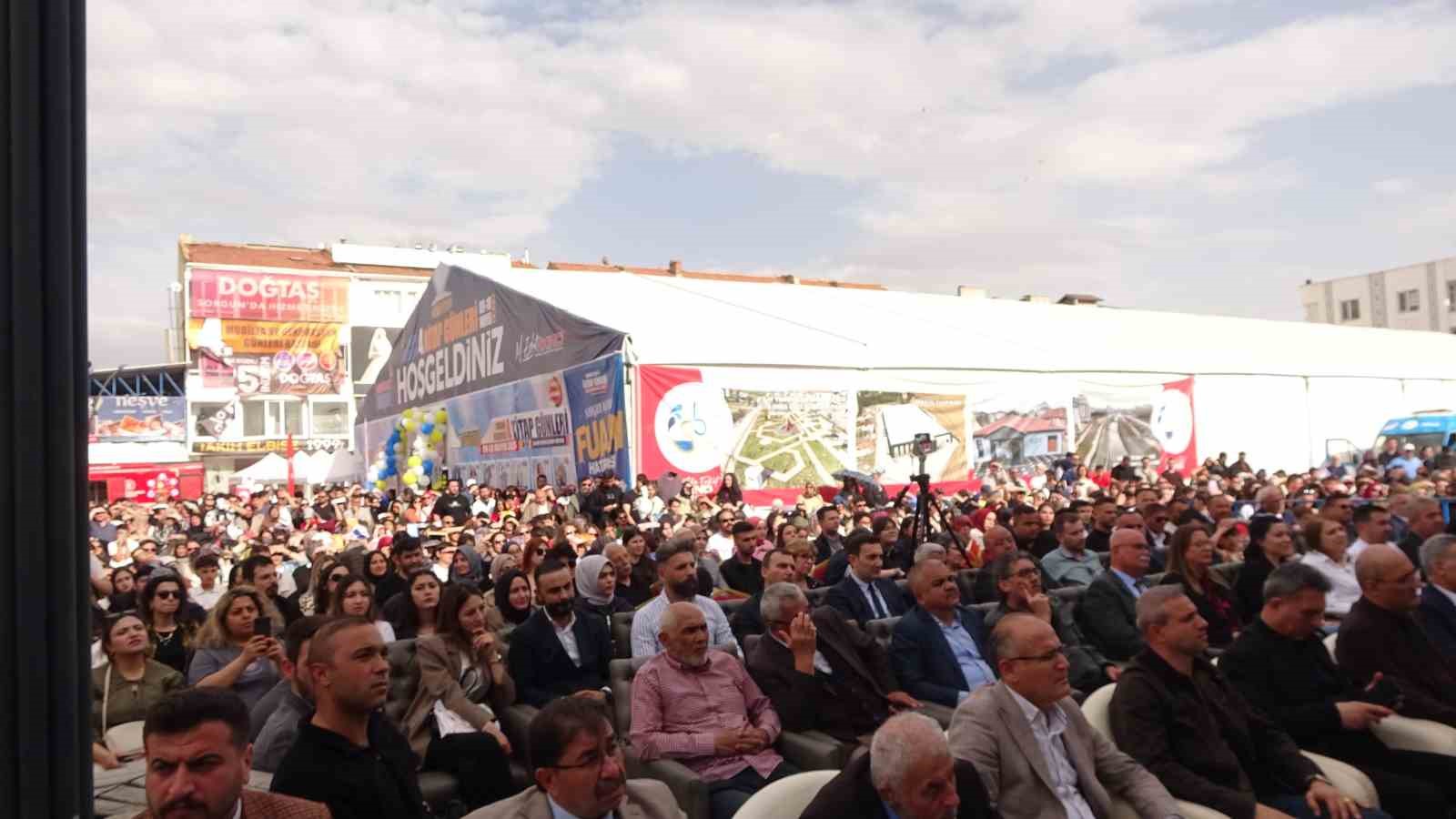 Sorgun Belediyesinin düzenlediği ’4.Kitap Günleri’ başladı
