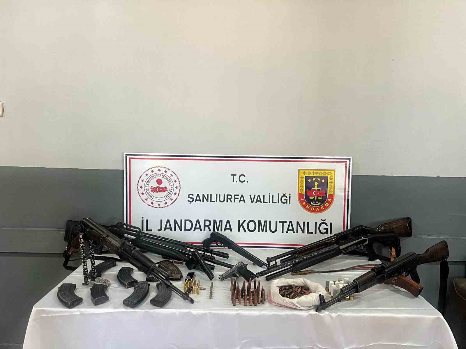 Şanlıurfa&rsquo;da silah ka&ccedil;ak&ccedil;ılığı operasyonu: 7 g&ouml;zaltı
