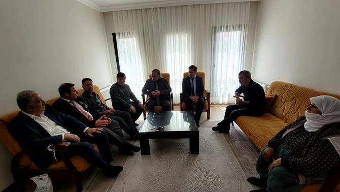 Beyşehir’de şehit annelerine ‘Anneler günü’ ziyareti
