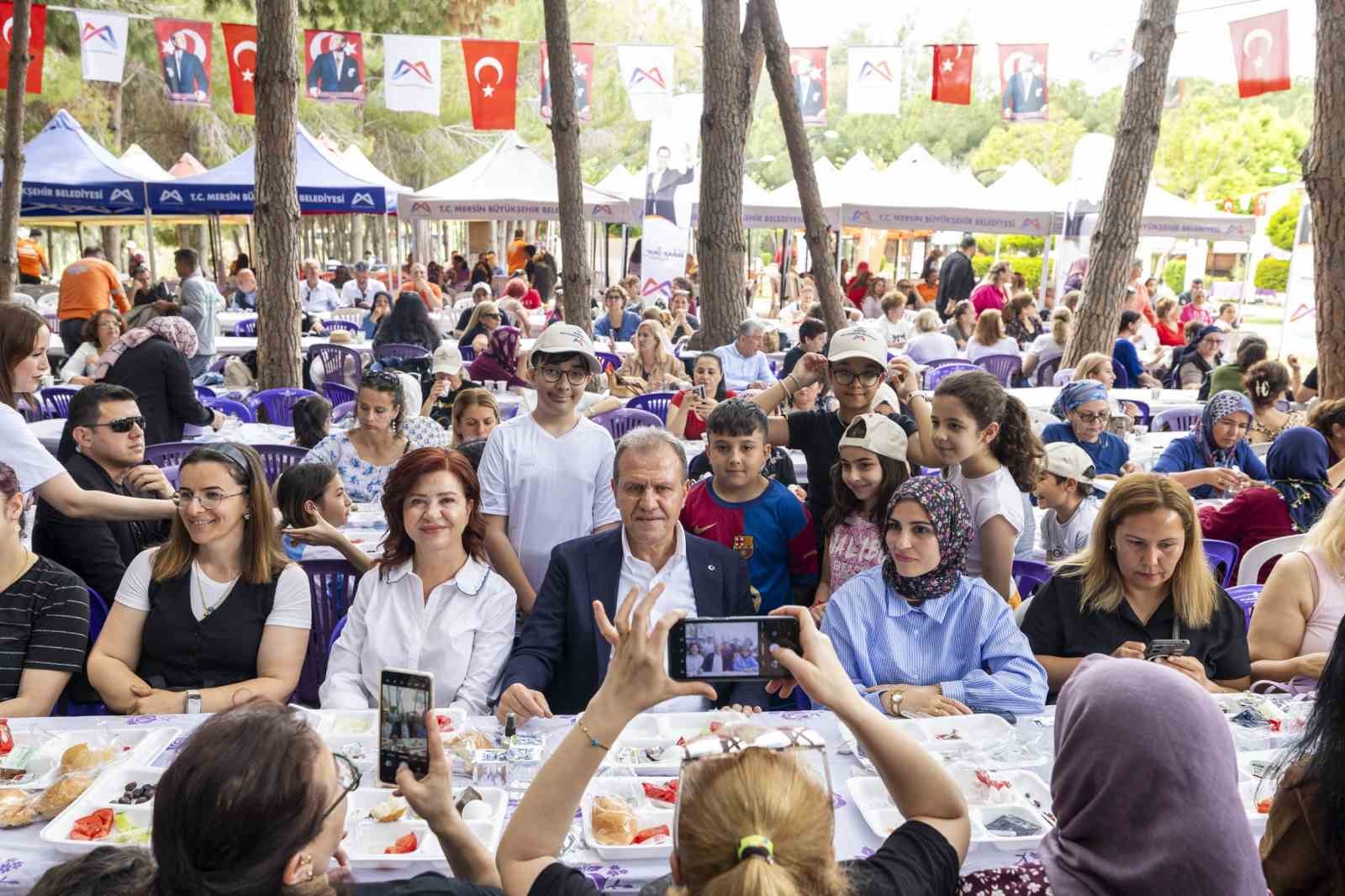 Başkan Se&ccedil;er: "Kadınların başaramayacağı hi&ccedil;bir zorluk, aşamayacağı hi&ccedil;bir engel yoktur"
