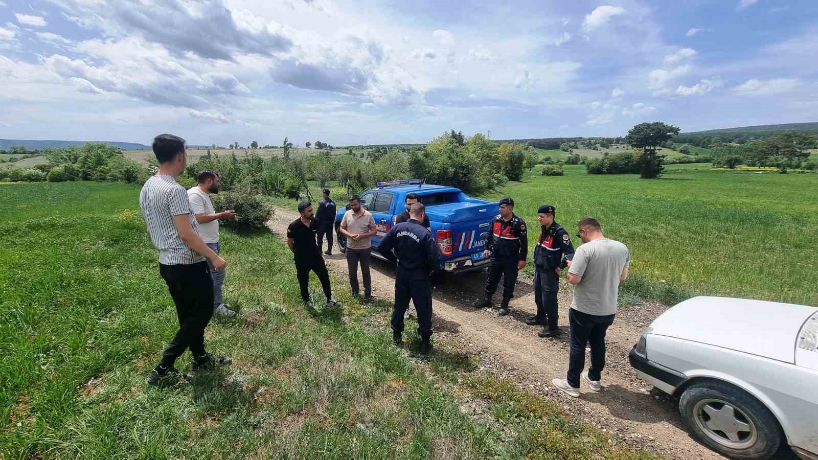 Domaniç’te 3 gündür haber alınamayan esnafı arama çalışmaları sürüyor