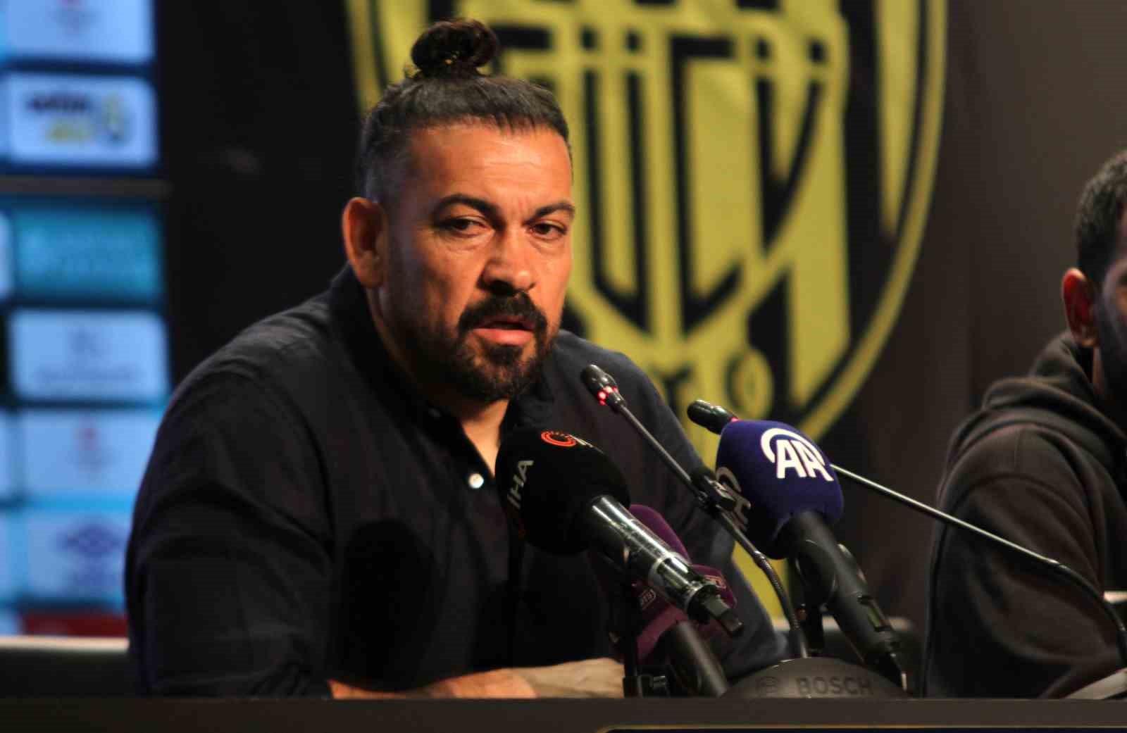 Servet Çetin: "Bu maç bizim için sezonun özeti gibiydi"