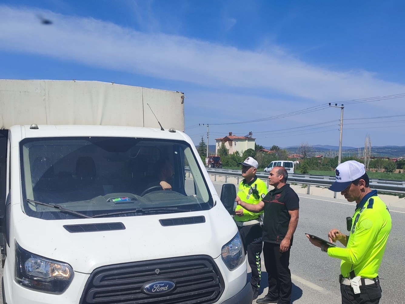 Uşak&rsquo;ta kurbanlık sevkiyatlarına sıkı denetim devam ediyor
