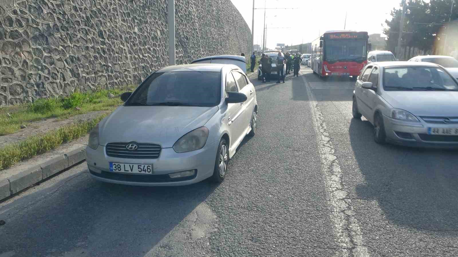 Malatya’da 5 araçlı zincirleme kaza: 6 yaralı