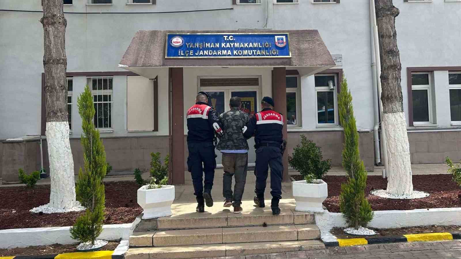 Kırıkkale’de çeşitli suçlardan aranan 3 hükümlü yakalandı
