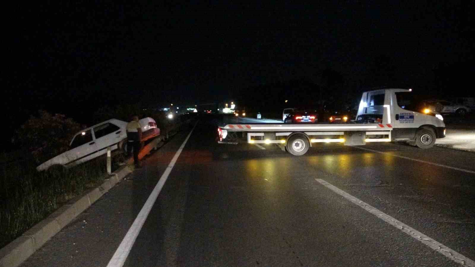 Facianın eşiğinden d&ouml;n&uuml;len kazayı burunları bile kanamadan atlattılar
