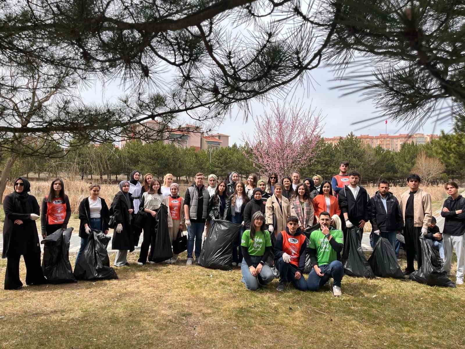 Kütahya Dumlupınar Üniversitesi’nden orman yangınlarına karşı "Daha Yanmadan" projesiyle farkındalık