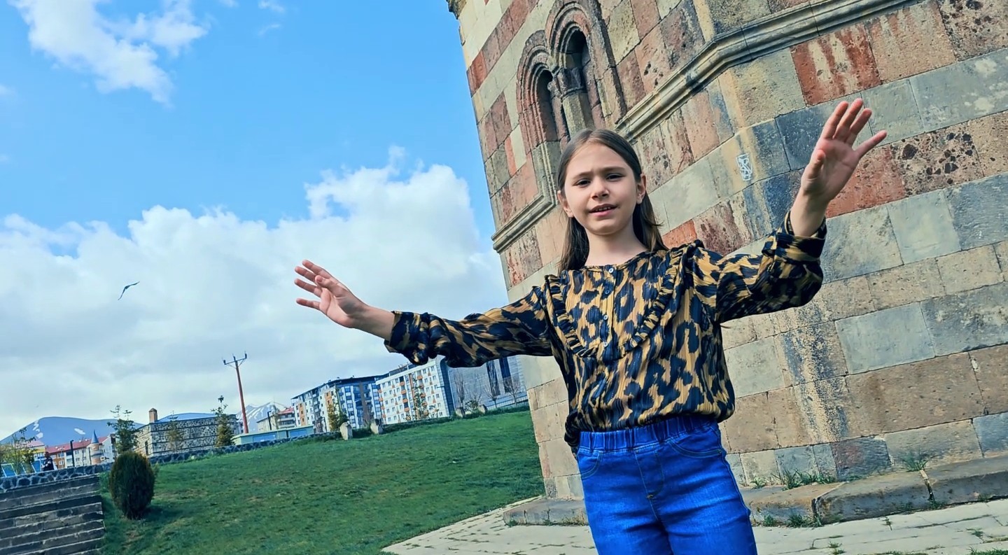 Memleketi Erzurum&rsquo;dan İbrahim Erkal&rsquo;e vefa
