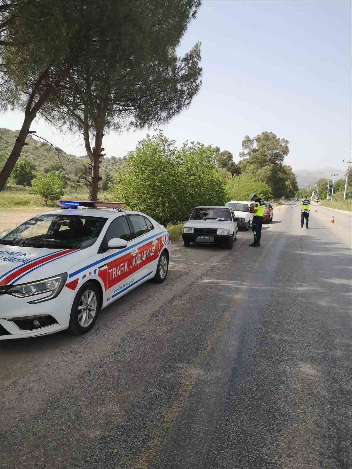 Kural tanımaz 19 sürücü cezadan kaçamadı