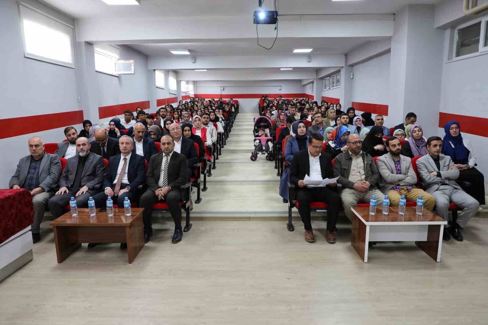 Ağrı’da Arapça Bilgi ve Etkinlik Yarışmaları il finali gerçekleştirildi

