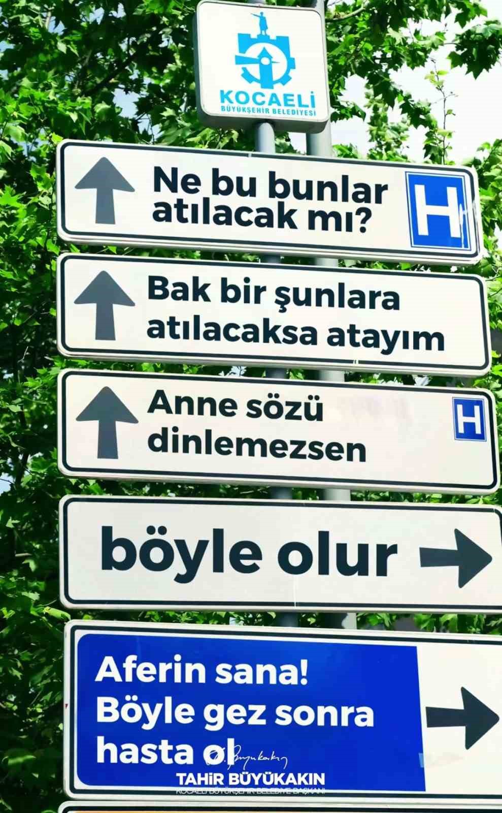 Trafik levhalarında anne sözleri
