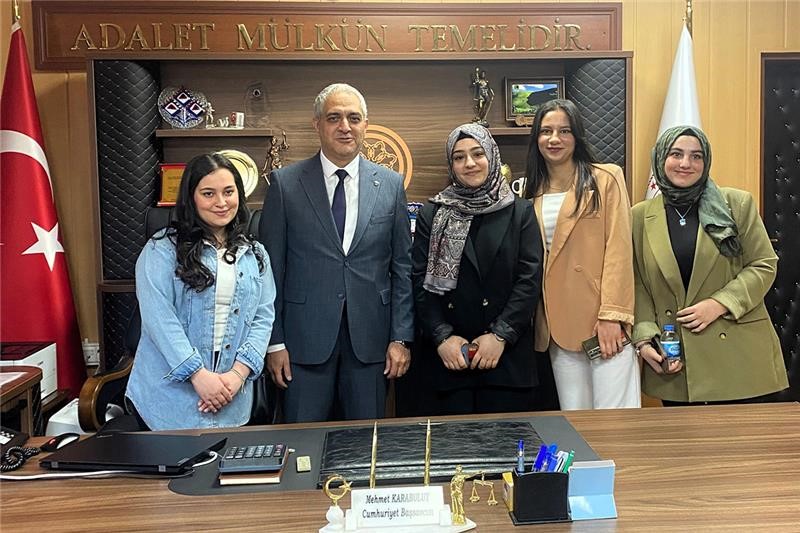 &Ccedil;ıldır MYO &ouml;ğrencileri Ardahan Adliyesini gezdi
