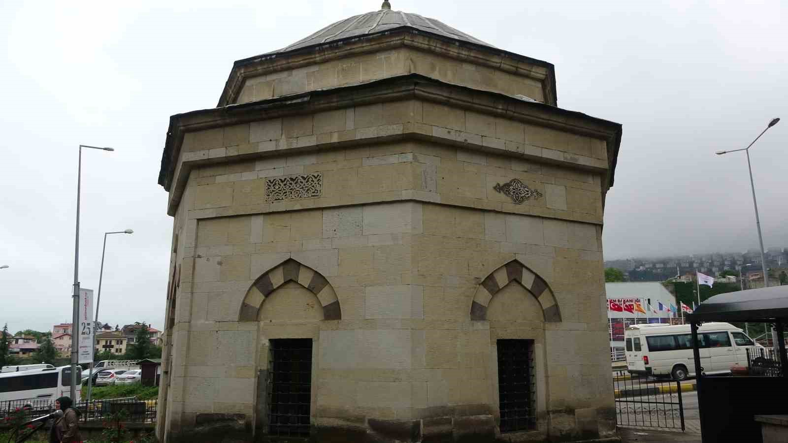 Anneler G&uuml;n&uuml; G&uuml;lbahar Hatun&rsquo;un huzurunda kutlandı
