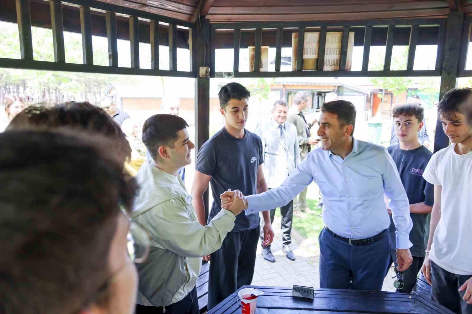 Bilecik Valisi Aygöl’den YKS öncesi öğrencilere moral