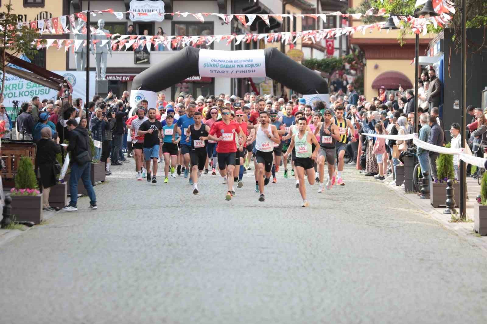 Ş&uuml;kr&uuml; Saban Yol Koşusu ikinci kez nefes kesti
