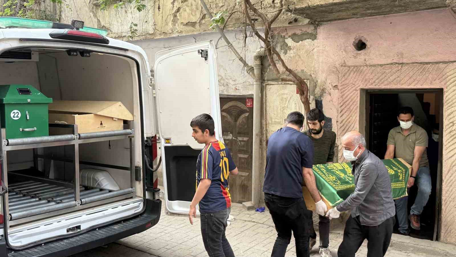 İki gündür haber alınamayan şahıs evde ölü bulundu