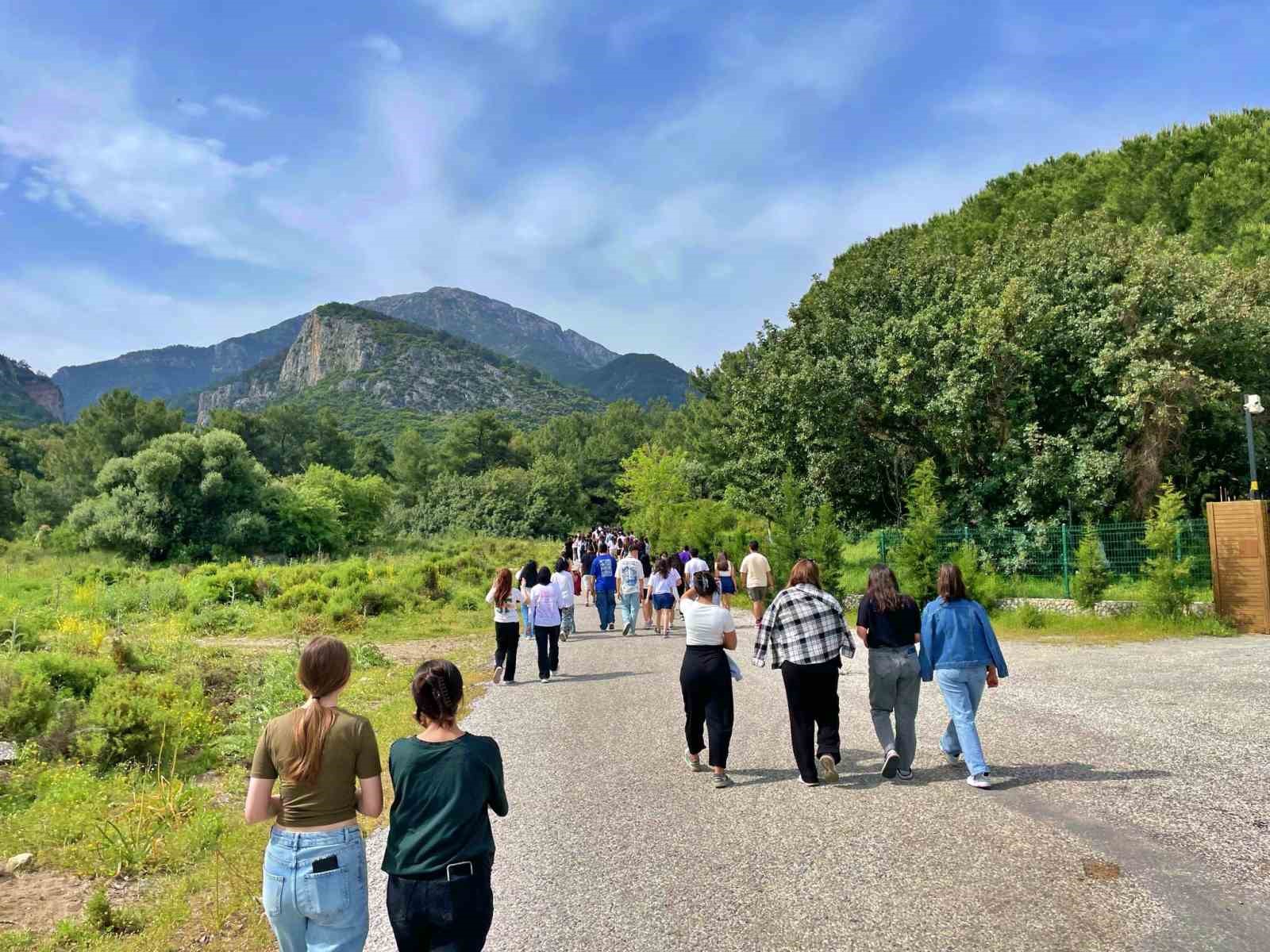Öğrenciler Milli Parkı tanıdı
