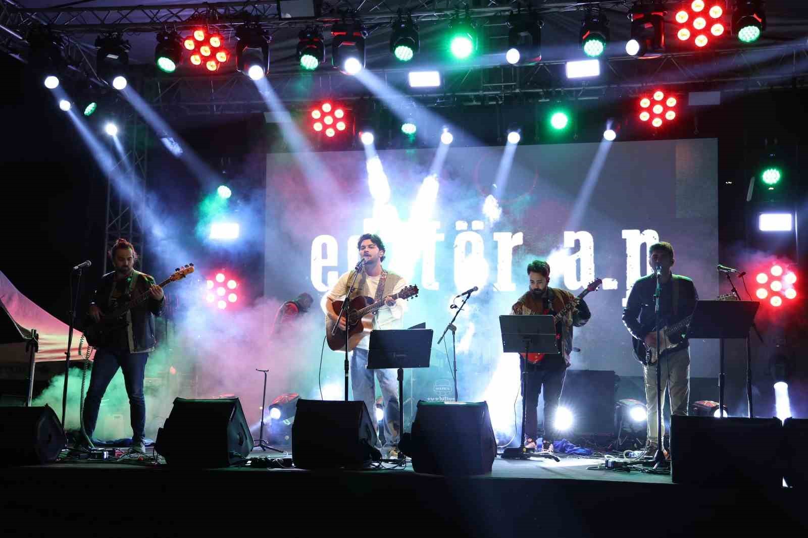 D&Uuml;Fest 2025&rsquo;te coşku, 3. g&uuml;nde de zirvede
