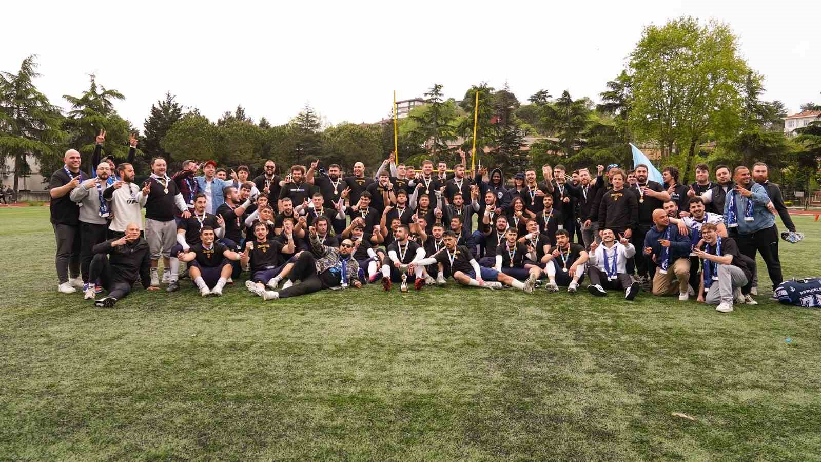 Yaşar Üniversitesi Amerikan Futbol Takımı Admirals Süper Lig’de