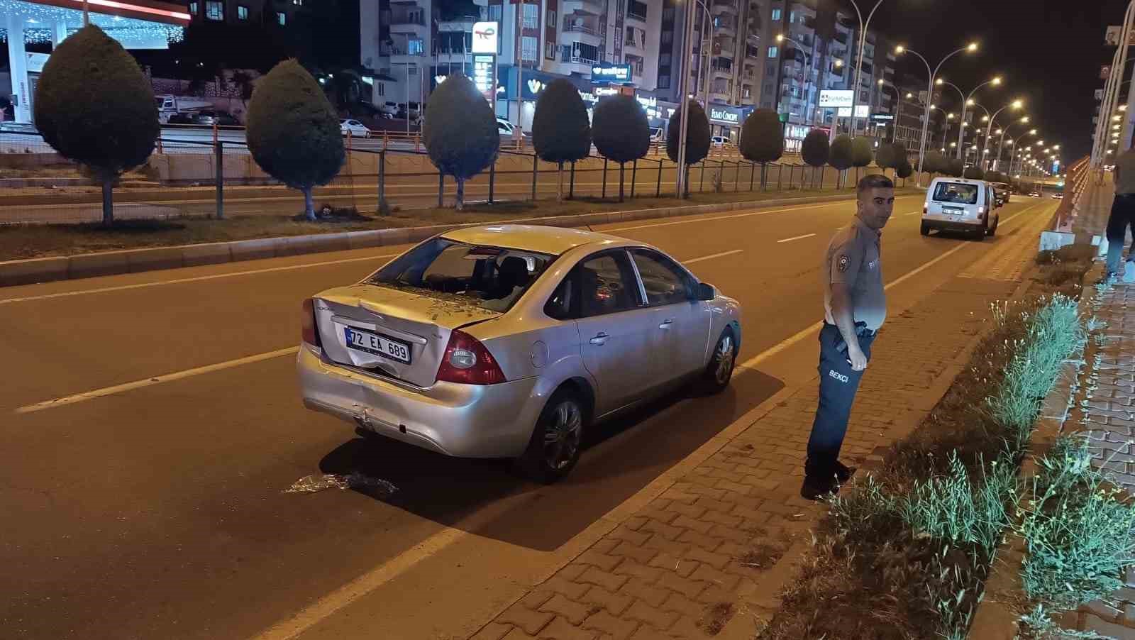 Batman’da polis memuru ve eşi motosiklet kazasında yaralandı
