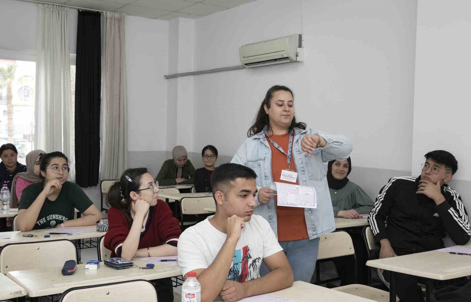 Mersin’de YKS provası