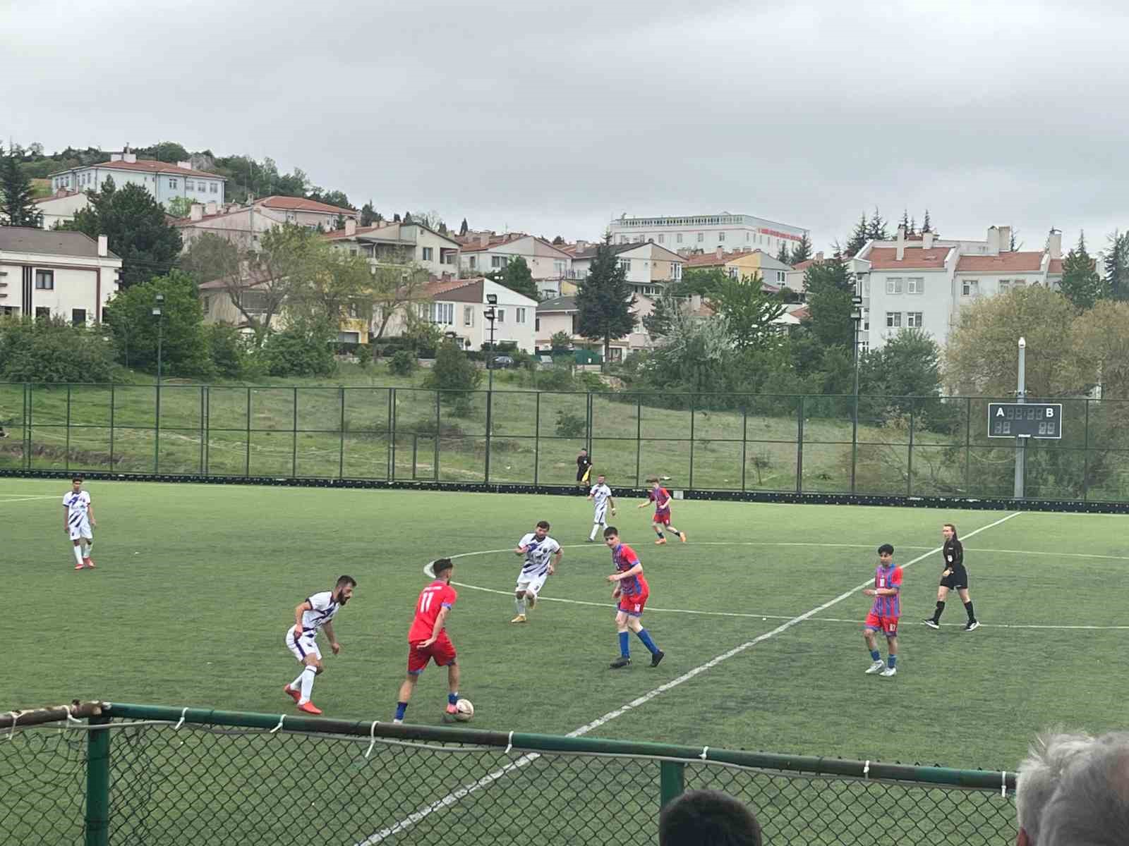 Kınıkspor deplasmanda 3 puanla d&ouml;nd&uuml;
